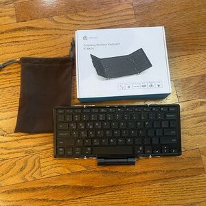 iClever Tri-folding Wireless Keyboard